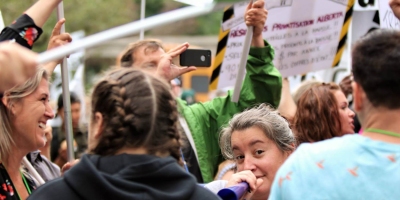 39947244_1890615070961410_3172164232376483840_n